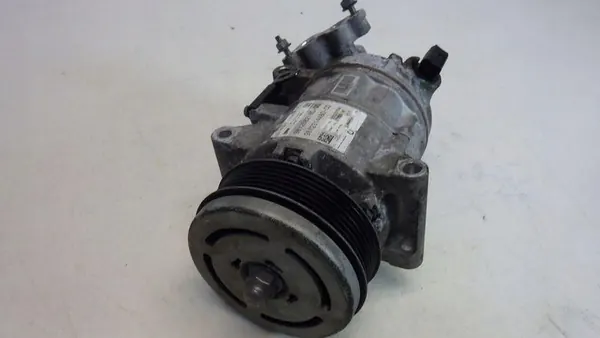 Compresor de aire acondicionado Peugeot 308 II T9 1.2 THP image 3