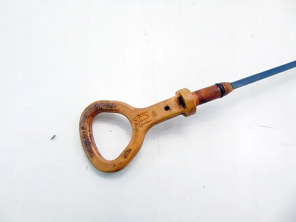 Moottorin öljytikku 2.5 TDI Audi A4 A6 A8 Passat B5 059115611B image 2