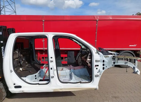 OEM BUDA KAROSERIA PODLUZNICA DACH KABINA DLUGA DODGE RAM 4 IV 1500 PW7 image 2