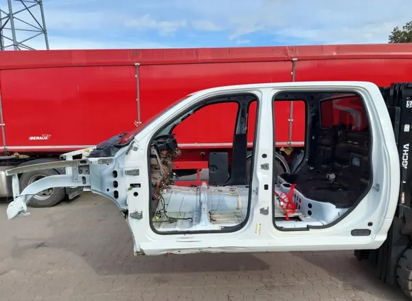 OEM BUDA KAROSERIA PODLUZNICA DACH KABINA DLUGA DODGE RAM 4 IV 1500 PW7 image 8