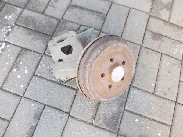 Bremsentrommel rechts OEM 26 für Skoda Fabia 2 1.4 16V image 2