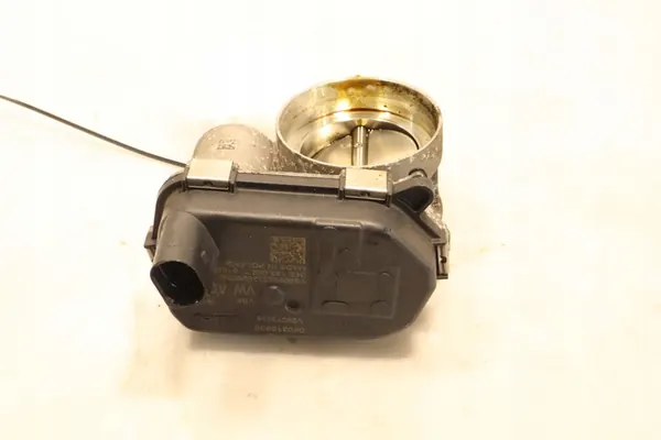 Corpo de Borboleta Skoda Octavia IV 1.5 04E133062T image 2