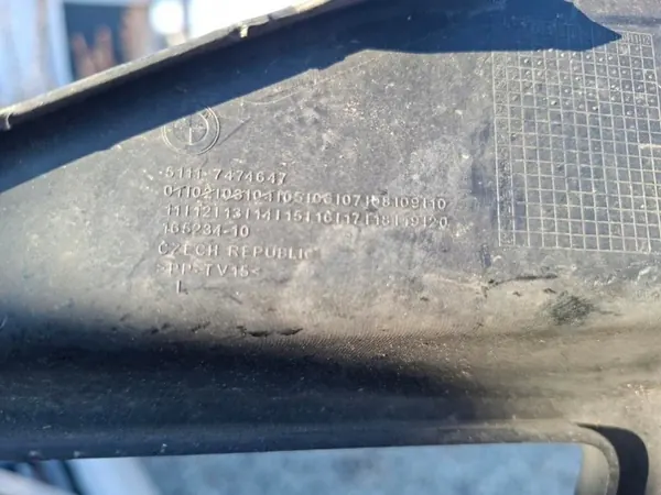 Linke Frontstoßstangengitter OEM 51117474647 BMW 2 F44 image 4