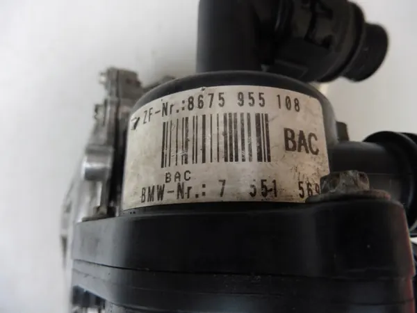 Pompe de direction OEM 6769598 pour BMW Série 1 image 3