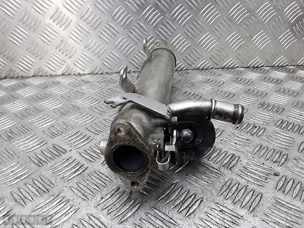 EGR-venttiili Audi TT 2009 2000TDI 03L131512L image 4