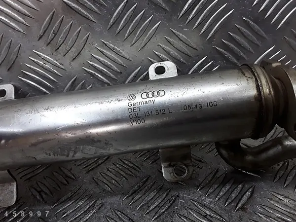 EGR-venttiili Audi TT 2009 2000TDI 03L131512L image 6