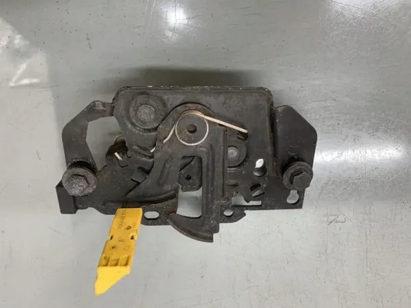 Fecho do Capô Ford Fiesta MK8 OEM H1BA16788 image 3