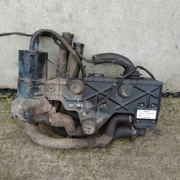 Bomba válvula calefacción BMW E39 OEM 8368580 - Usado image 3