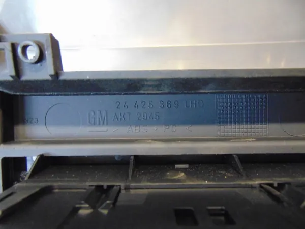 Opel Astra G II ventilatierooster frame 24425369 image 8