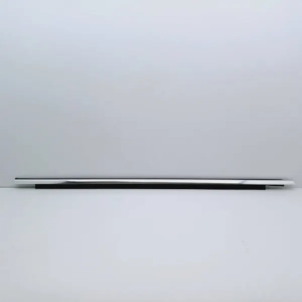 Faixa Cromada OEM DRC98702 Direita Dianteira Audi A4 image 2
