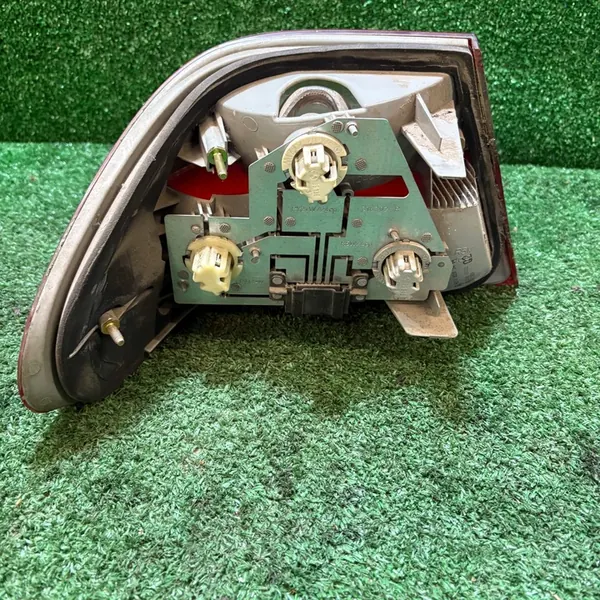 Rechter Achterlicht Mercedes-Benz E-Klasse W210 A2108203464 image 4