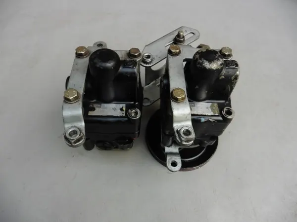 ZF Ohjausvahvistinpumppu OEM 2226399 BMW E34 image 4