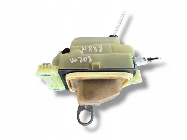 Asentaja Mercedes-Benz CLC CL203 2008 OEM A2032678524 image 3
