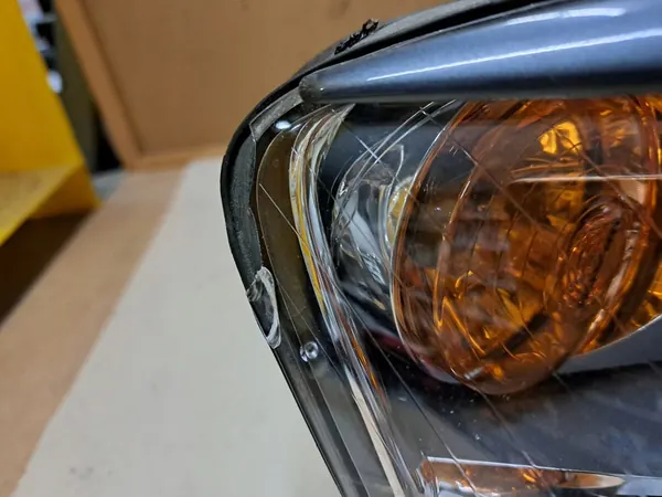 Farol Direito Audi A4 8E B7 Xenon 8E0941030AS image 3