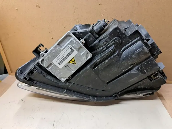 Farol Direito Audi A4 8E B7 Xenon 8E0941030AS image 8