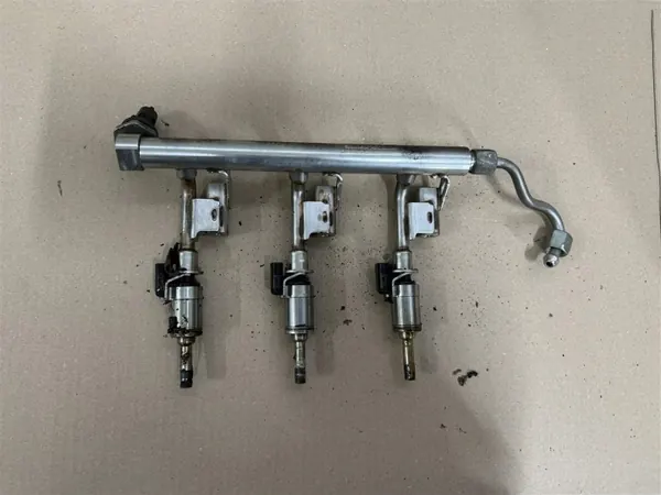 OEM 0261555272 Rail de inyectores para Ford 1.0 EcoBoost image 3