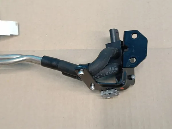 Capteur de pression CUPRA FORMENTOR 2.0 TDI 04L906051R image 10