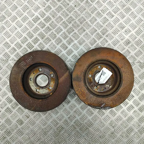 Conjunto de discos de freio dianteiro Chevrolet Camaro 2014 image 2