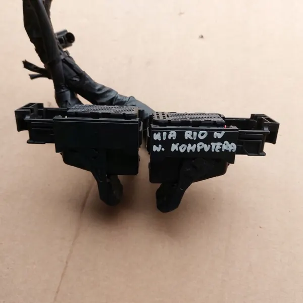 KIA WTYCZKI KOSTKA KOMPUTERA OEM Stekker Computerblok image 3