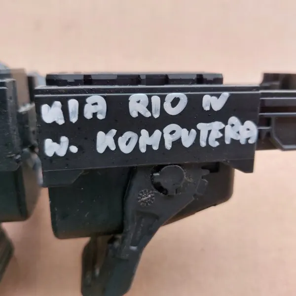KIA WTYCZKI KOSTKA KOMPUTERA OEM Stekker Computerblok image 4