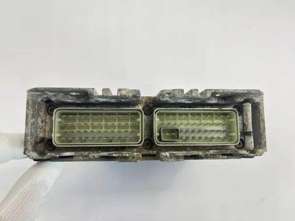 ECU Mercedes OEM 0135450732 para W124 M111 E220 image 3