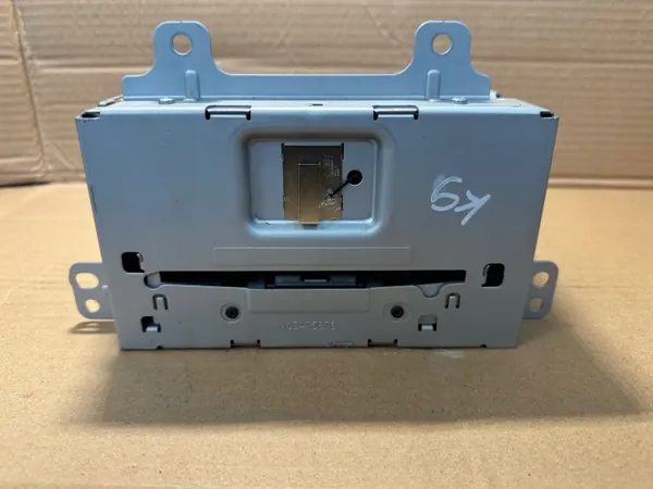 Radio de coche Opel OE 84046061 - Usado image 5