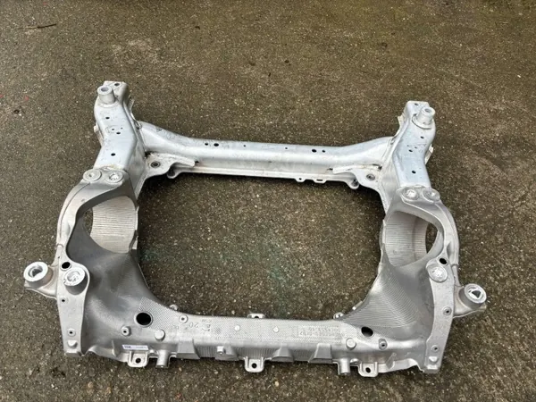 Mercedes Moottorituki OEM A2236228001 Etuosa image 5