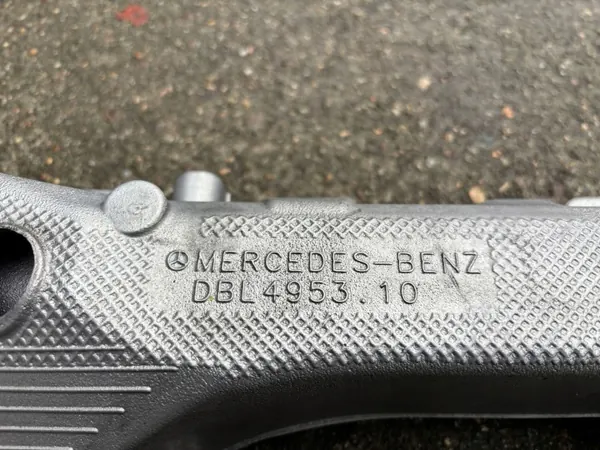 Mercedes Moottorituki OEM A2236228001 Etuosa image 7
