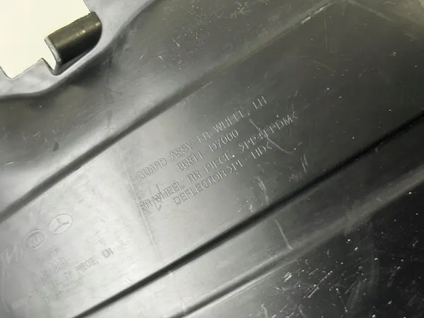 Front Left Wheel Arch Hyundai Tucson III 15- OEM 86813-D7000 image 6