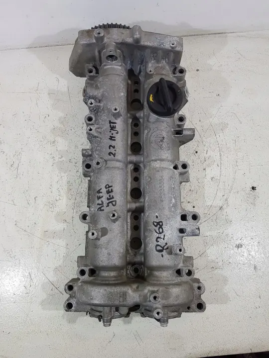 Couvertoir d'arbre à cames OEM 46335554 Alfa Jeep image 4
