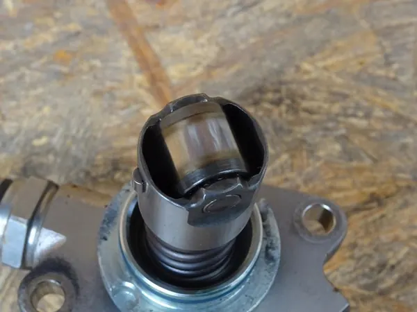 Hochdruckpumpe AUDI RSQ3 8U 2.5 TFSI 07L127025E image 4