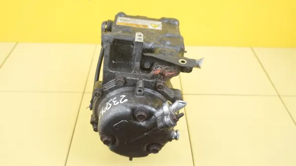 OEM 4B11 ilmastointikompressori Outlander III 2.0 PHEV image 4