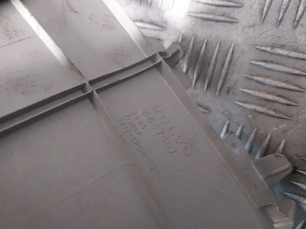 Middenconsole Armsteun Volvo V50 I 8687408 image 4