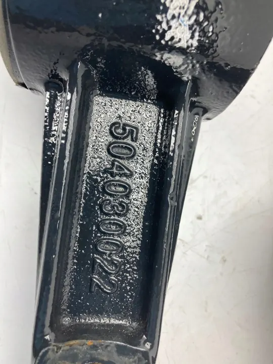 Iveco Eurocargo Supports de Cabine OEM 504030022 image 3