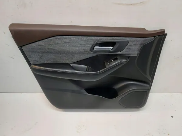 Tapicería Puerta Nissan X-TRAIL T33 OEM NISXTRTap802393 image 2