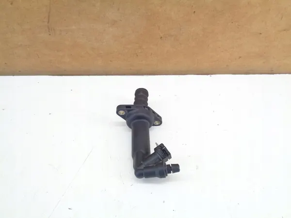 VW Audi Kytkinpumppu 7E0721261A image 3