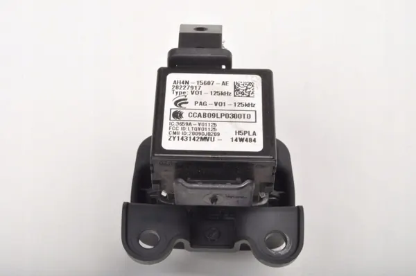 Volvo S60 II V60 Avain OEM 30659639 30791678 Käytetty image 5