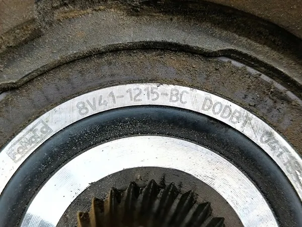 Ford Kuga II 2019 Mozzo ruota anteriore destro image 7