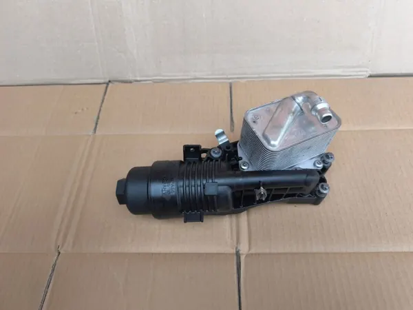 Oliefilterhuis OEM 8649177 voor BMW F40 1.5 benzine image 6
