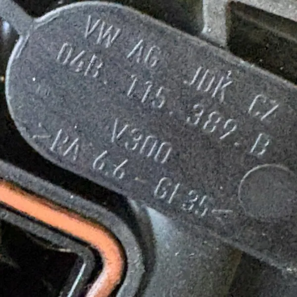 Oliefilterbasis OEM 04B115389B voor VW Polo V image 3