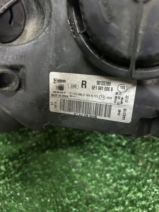 Refletor direito SEAT IBIZA V image 5