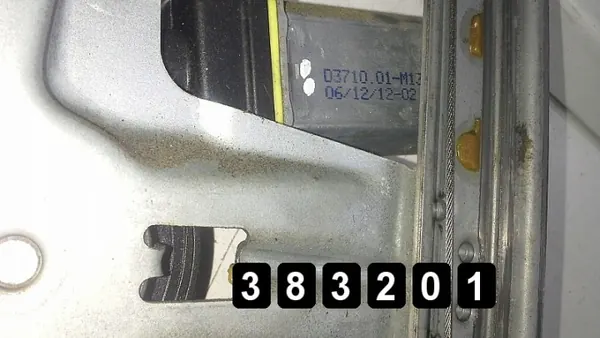 Dacia Ikkunan säädin OEM AM-383201 Käytetty image 3