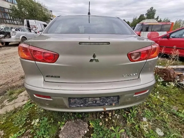 Mitsubishi Lancer Vaihtovirtageneraattori 2008 1.5L OEM 1800a123 image 10