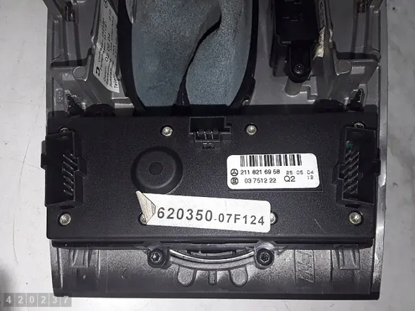 Mercedes Växelspaksram OEM 2118216958 - Begagnad image 5