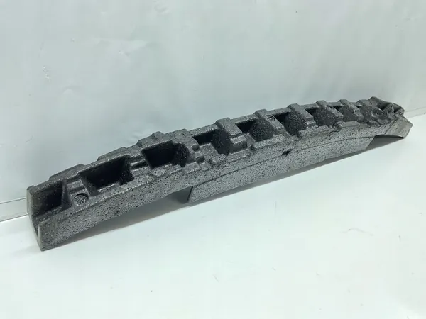 Etupuskuri VW Golf VI image 4