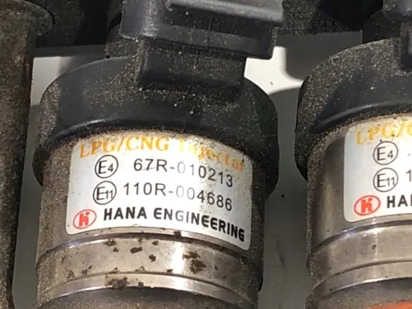Injector GPL OEM 67R-010213 - Peça usada image 3