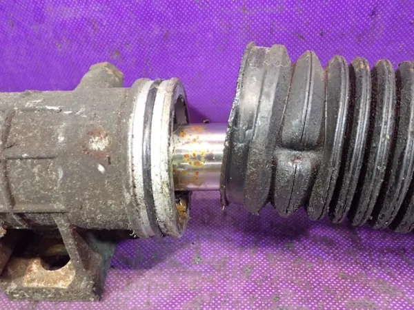 Boîtier de direction Fiat OE 1332770080 pour Ulysse II image 8