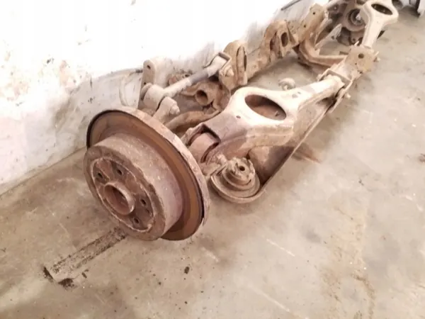 SsangYong Korando Hinterachsträger OEM ARA311800 - Gebraucht image 3