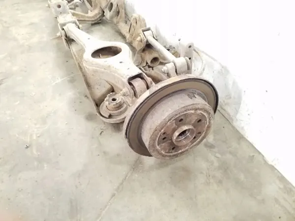SsangYong Korando Hinterachsträger OEM ARA311800 - Gebraucht image 4