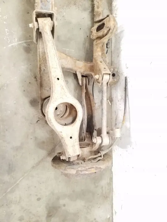 SsangYong Korando Hinterachsträger OEM ARA311800 - Gebraucht image 5